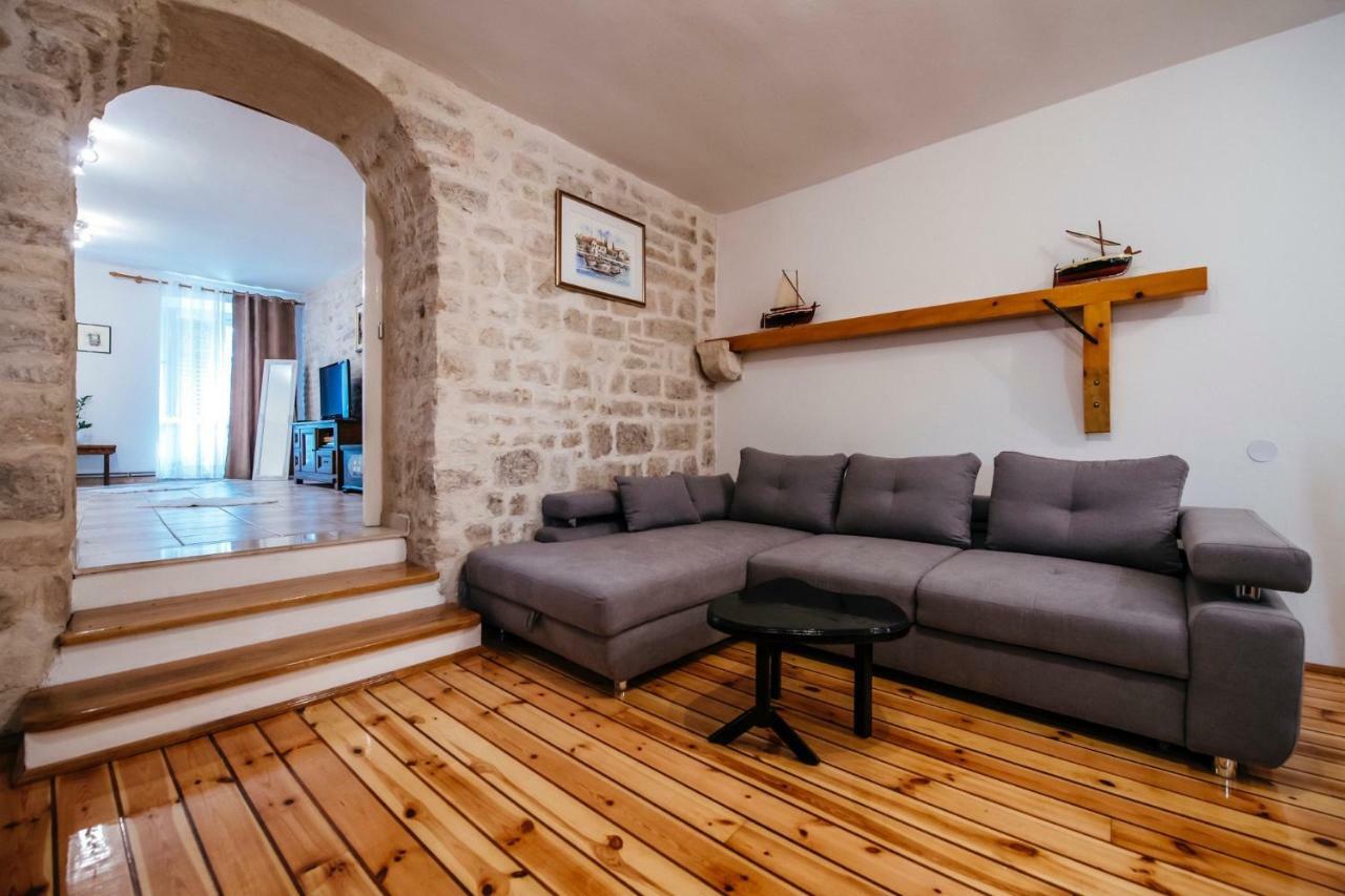 Apartamento Heart Of Town Zadar Exterior foto
