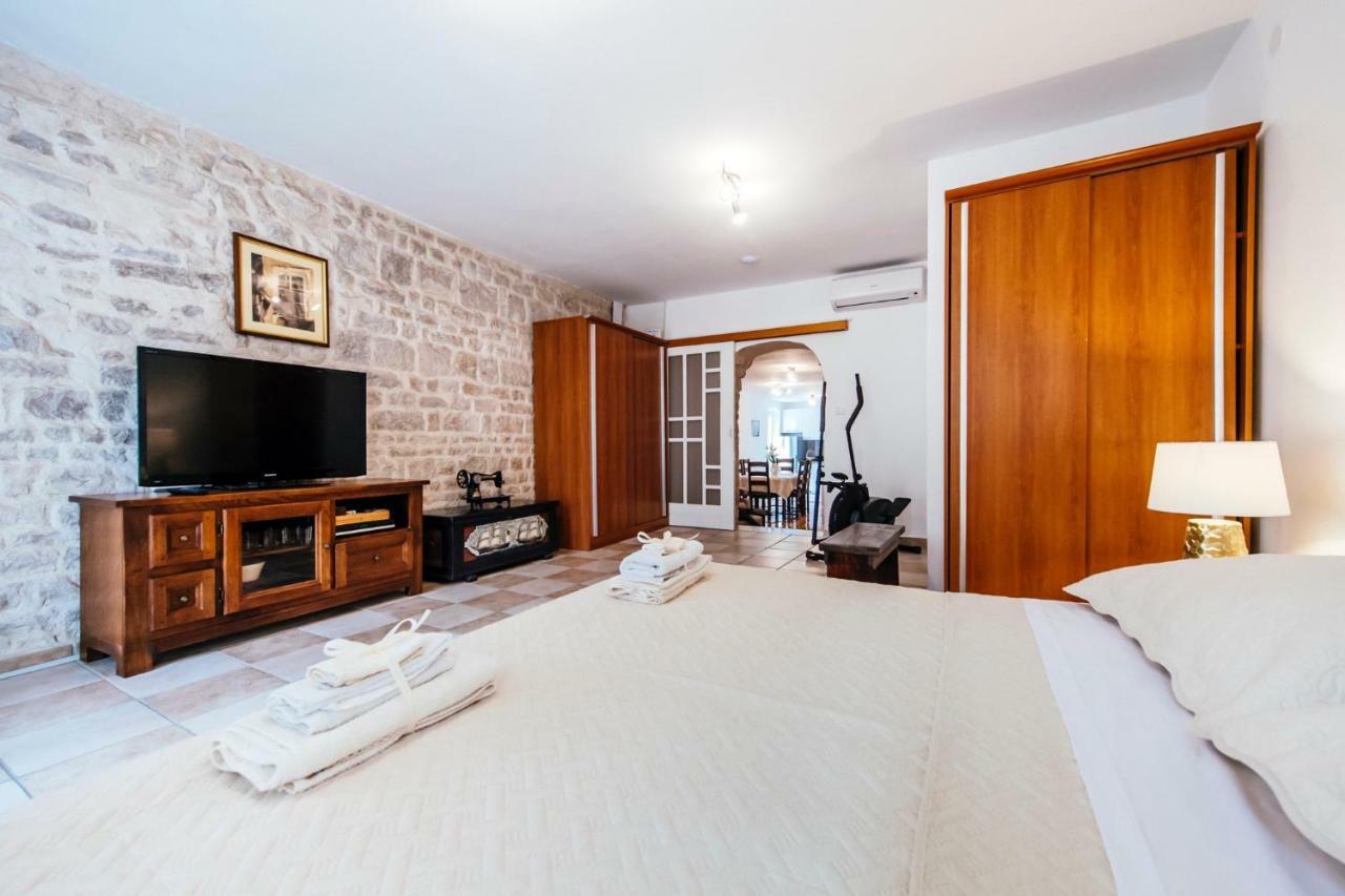 Apartamento Heart Of Town Zadar Exterior foto