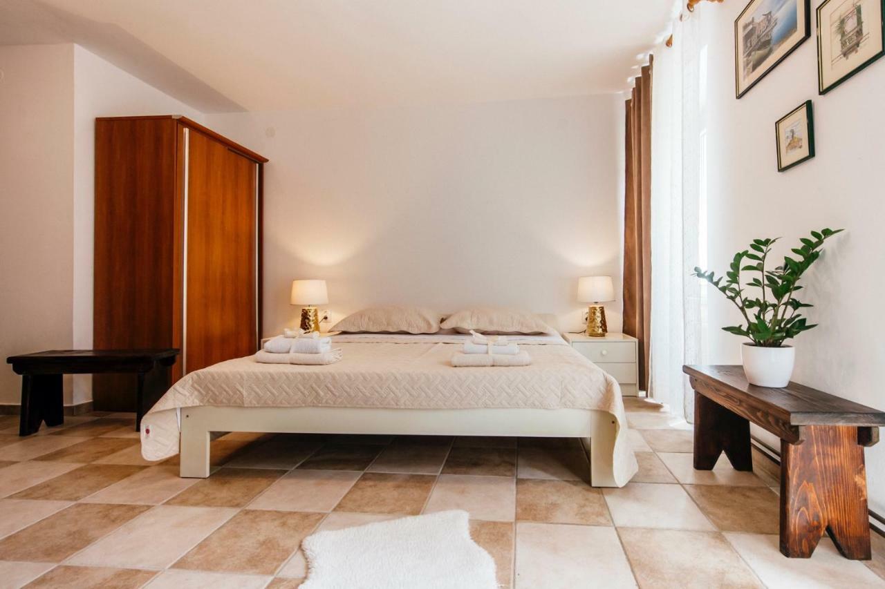 Apartamento Heart Of Town Zadar Exterior foto